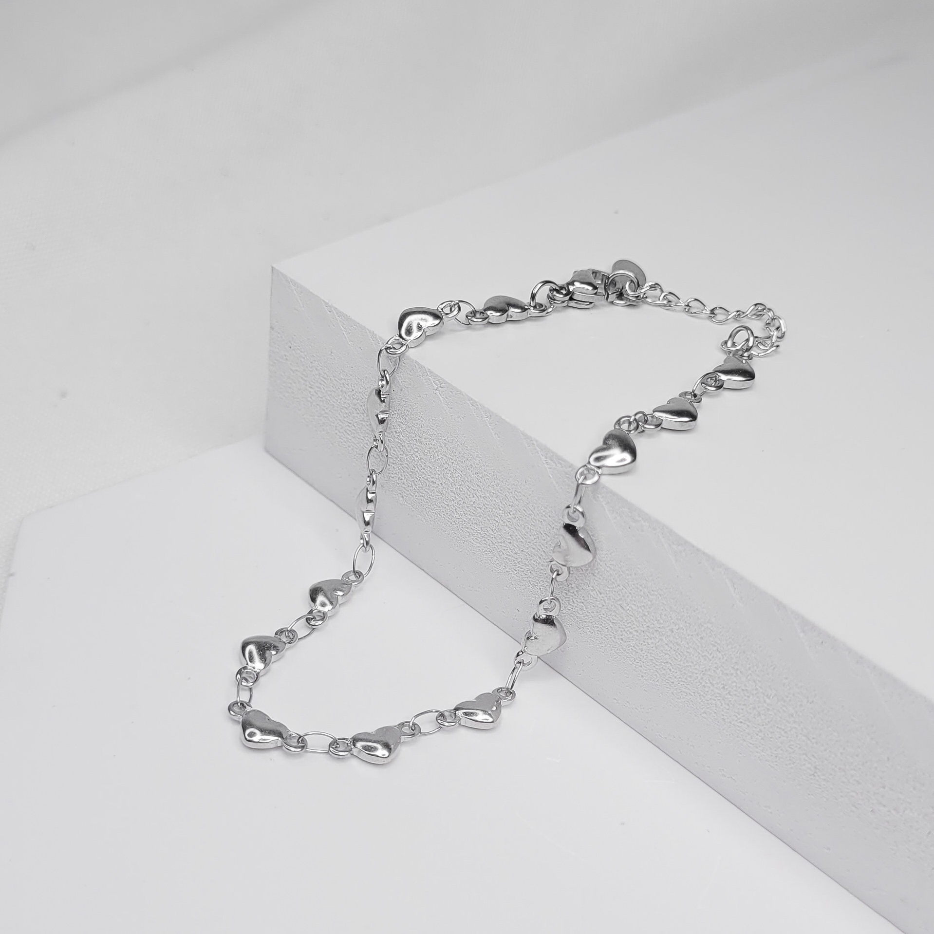 Pulseira corações 3D delicada e romântica em Aço Inoxidável