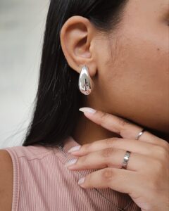 Brinco Gota em Aço Inoxidável