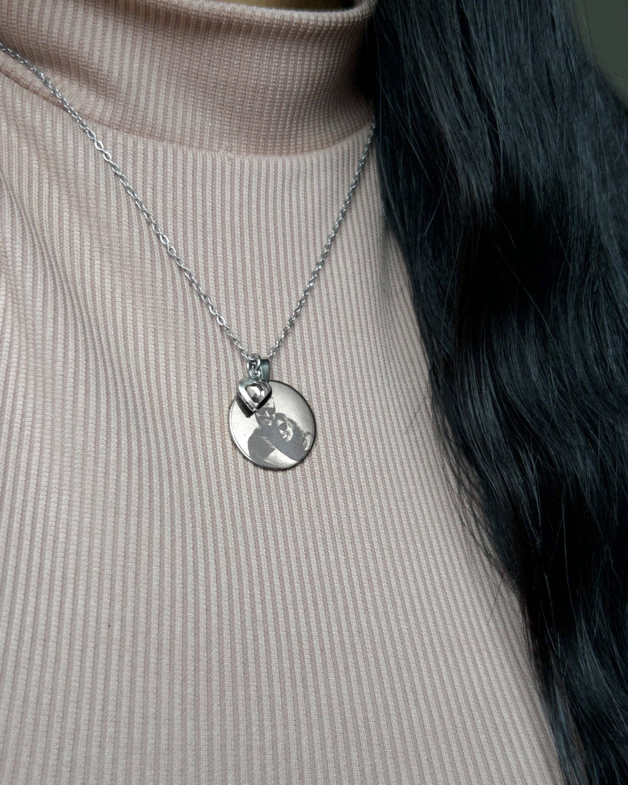 Colar personalizado com foto e pingente coração